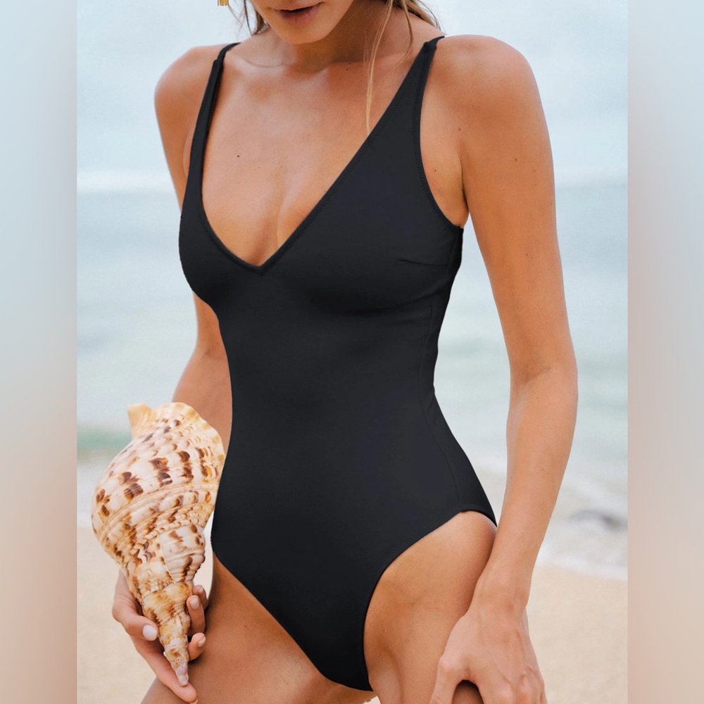 Berlook V Neck Tummy Control One-Piece Swimsuit - Picture 2 of 8